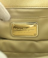 Salvatore Ferragamo（サルバトーレフェラガモ）ショルダーバッグ ゴールド サイズ:- レディース/2200690460056