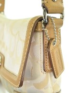 COACH（コーチ）ショルダーバッグ 白 サイズ:- レディース/2200633651053