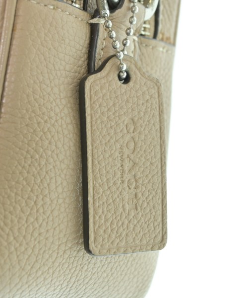 COACH（コーチ）ショルダーバッグ ベージュ サイズ:- レディース/2200627329036