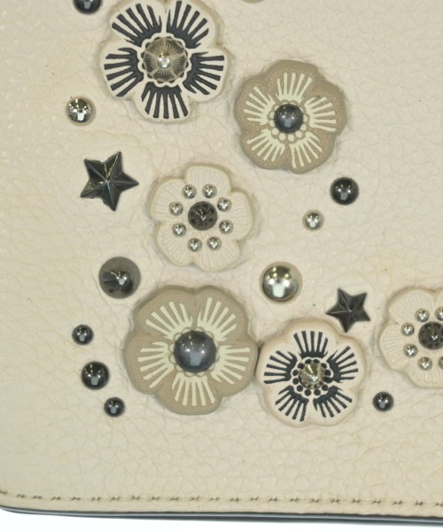 COACH（コーチ）ショルダーバッグ 白 サイズ:- レディース/2200614244670