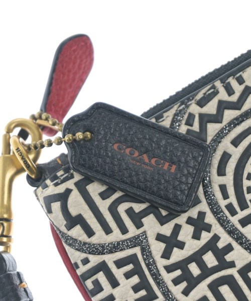 COACH（コーチ）ポーチ 白 サイズ:- レディース/2200619803049
