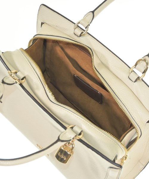 COACH（コーチ）ショルダーバッグ 白 サイズ:- レディース/2200619819095