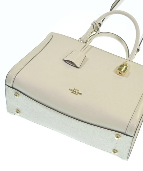 COACH（コーチ）ショルダーバッグ 白 サイズ:- レディース/2200619819095