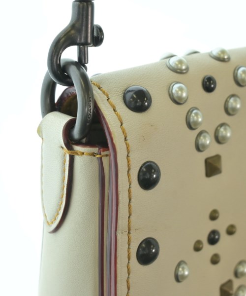 COACH（コーチ）ショルダーバッグ 白 サイズ:- レディース/2200619974190