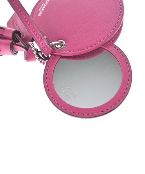 COACH（コーチ）チャーム ピンク サイズ:- レディース/2200604455048