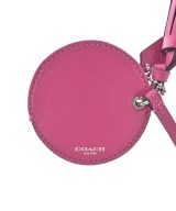 COACH（コーチ）チャーム ピンク サイズ:- レディース/2200604455048