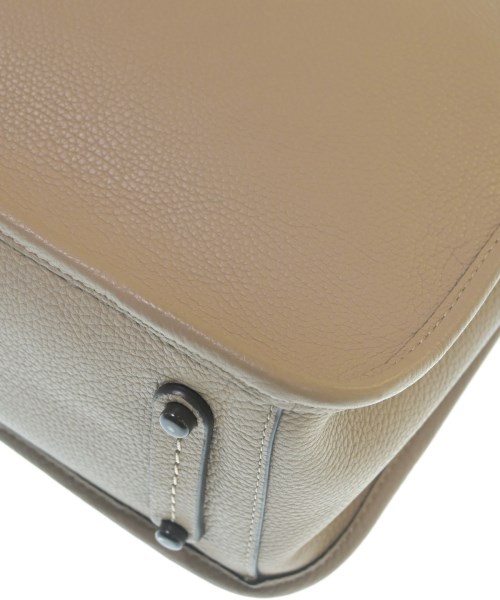 COACH（コーチ）ショルダーバッグ ベージュ サイズ:- レディース/2200607860955