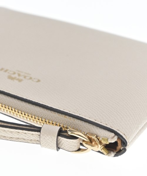 COACH（コーチ）ポーチ 白 サイズ:- レディース/2200678717073