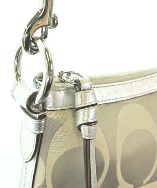COACH（コーチ）ショルダーバッグ グレー サイズ:- レディース/2200681430099
