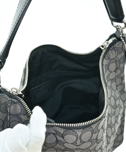 COACH（コーチ）ショルダーバッグ グレー サイズ:- レディース/2200693935469