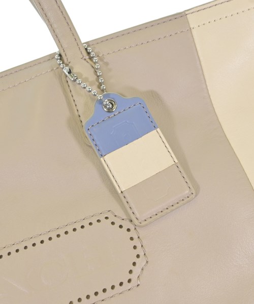 COACH（コーチ）トートバッグ グレー サイズ:- レディース/2200698940123