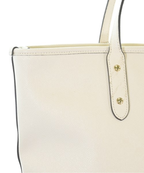 COACH（コーチ）トートバッグ 白 サイズ:- レディース/2200655350040