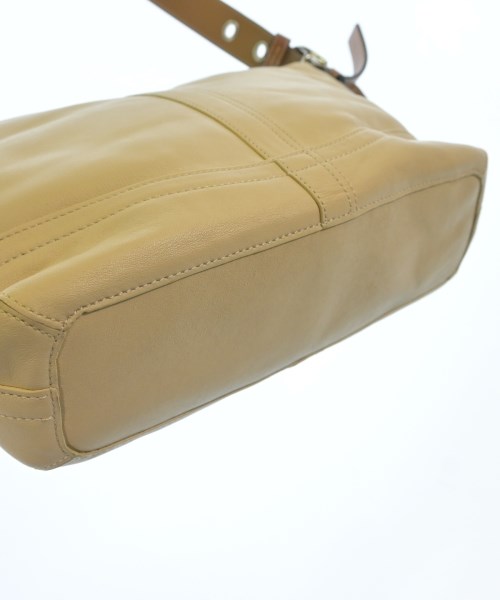 COACH（コーチ）ショルダーバッグ ベージュ サイズ:- レディース/2200708579152