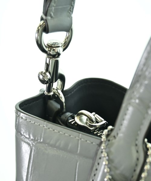 COACH（コーチ）ショルダーバッグ グレー サイズ:- レディース/2200718513412
