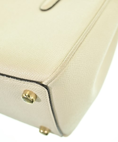 COACH（コーチ）ショルダーバッグ 白 サイズ:- レディース/2200718711047