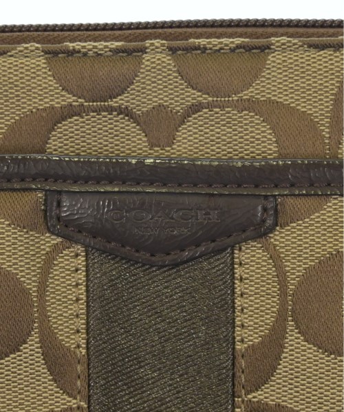 COACH（コーチ）ショルダーバッグ ベージュ サイズ:- レディース/2200708795392