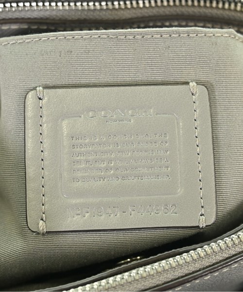 COACH（コーチ）ショルダーバッグ グレー サイズ:- レディース/2200647116029
