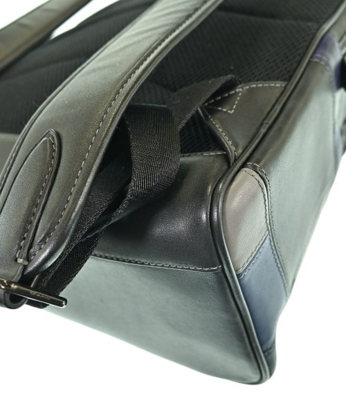 COACH（コーチ）バックパック・リュック 紺 サイズ:- レディース/2200637242172