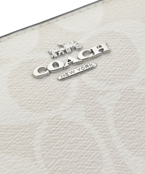 COACH（コーチ）ポーチ 白 サイズ:- レディース/2200645801064