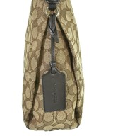 COACH（コーチ）ショルダーバッグ ベージュ サイズ:- レディース/2200708387184