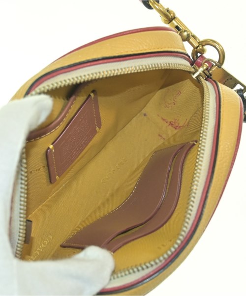 COACH（コーチ）ショルダーバッグ 白 サイズ:- レディース/2200662691136