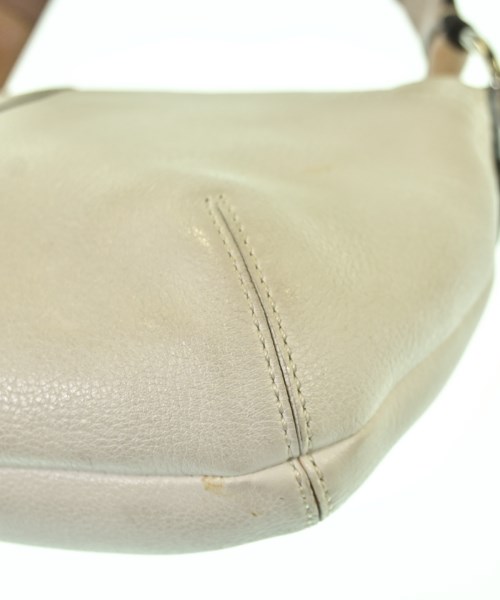 COACH（コーチ）ショルダーバッグ 白 サイズ:- レディース/2200721954196