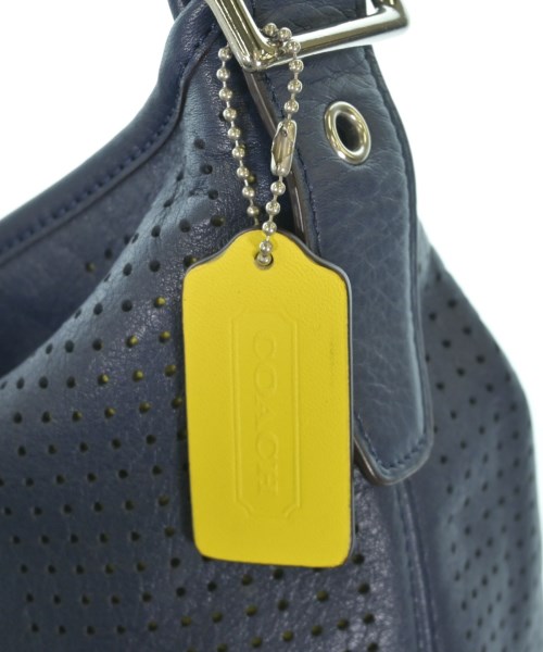 COACH（コーチ）ショルダーバッグ 紺 サイズ:- レディース/2200726682032