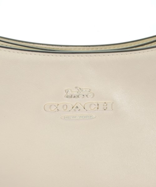COACH（コーチ）ショルダーバッグ 白 サイズ:- レディース/2200682323109