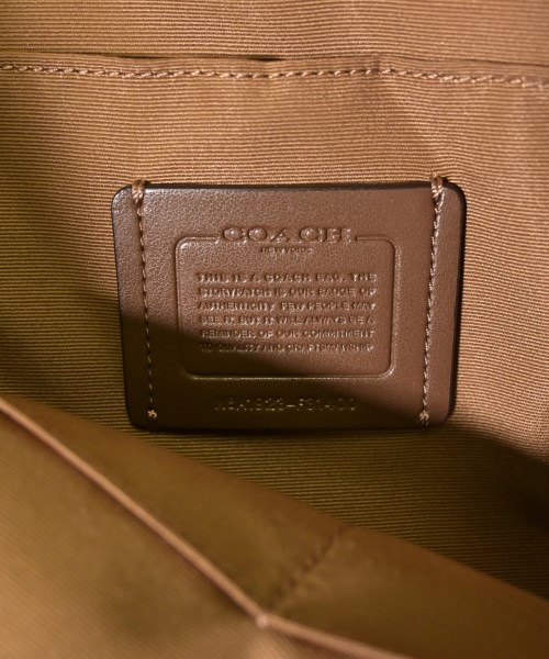 COACH（コーチ）ショルダーバッグ 白 サイズ:- レディース/2200685032237