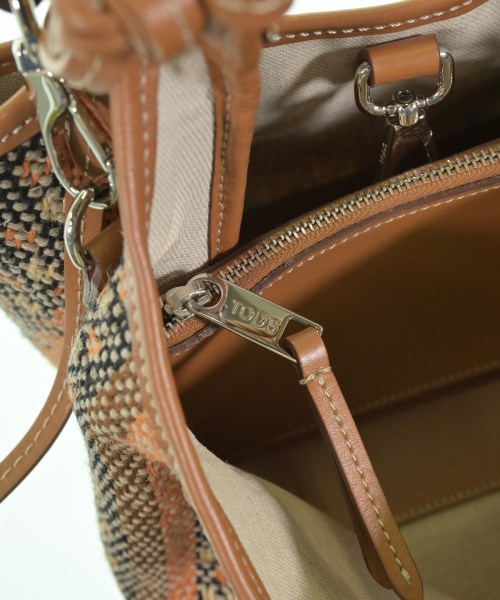 TOD'S（トッズ）ハンドバッグ ベージュ サイズ:- レディース/2200639173023