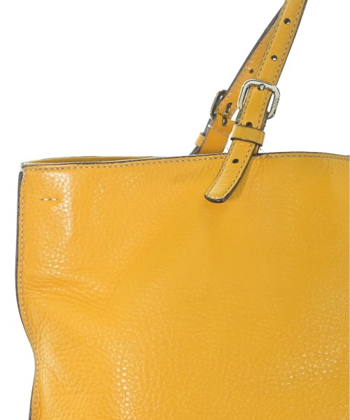 TOD'S（トッズ）ショルダーバッグ 黄 サイズ:- レディース/2200607949100