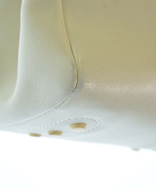 TOD'S（トッズ）ハンドバッグ 白 サイズ:- レディース/2200611637437