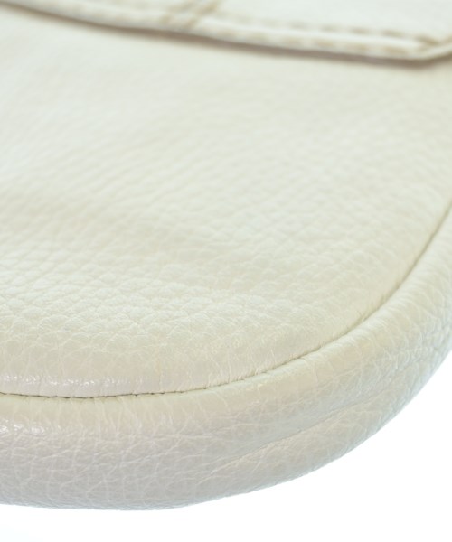 TOD'S（トッズ）ショルダーバッグ 白 サイズ:- レディース/2200670539109