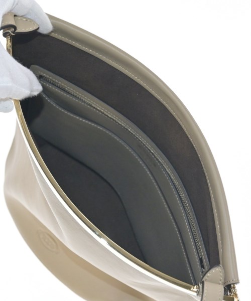 TOD'S（トッズ）ショルダーバッグ ベージュ サイズ:- レディース/2200711867420
