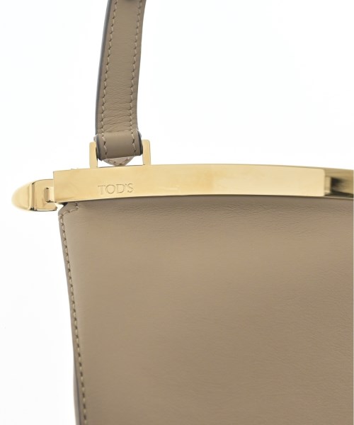 TOD'S（トッズ）ショルダーバッグ ベージュ サイズ:- レディース/2200711867420