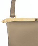 TOD'S（トッズ）ショルダーバッグ ベージュ サイズ:- レディース/2200711867420