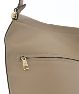 TOD'S（トッズ）ショルダーバッグ ベージュ サイズ:- レディース/2200711867420