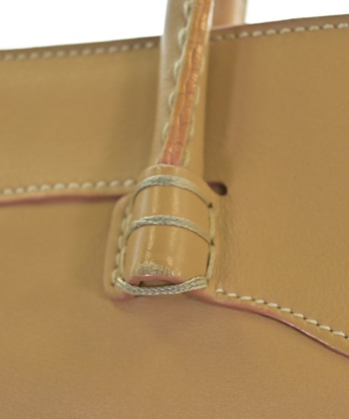 TOD'S（トッズ）ハンドバッグ ベージュ サイズ:- レディース/2200716252245