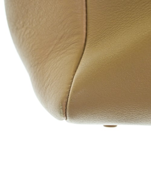 TOD'S（トッズ）ハンドバッグ ベージュ サイズ:- レディース/2200716252245