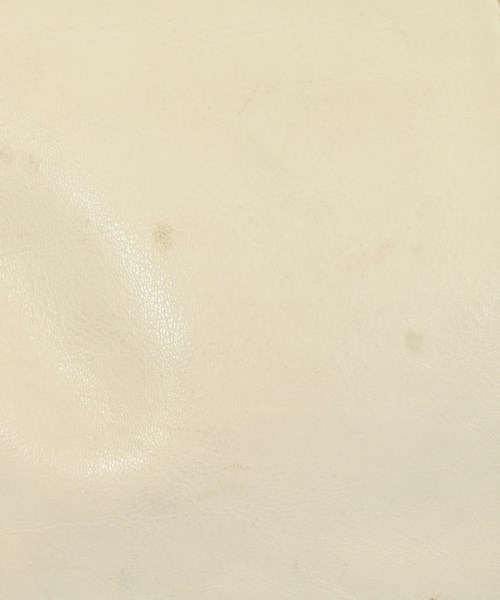 TOD'S（トッズ）ショルダーバッグ 白 サイズ:- レディース/2200660203072