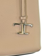 TOD'S（トッズ）ショルダーバッグ ベージュ サイズ:- レディース/2200719877070