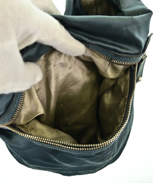 TOD'S（トッズ）ショルダーバッグ 緑 サイズ:- レディース/2200719517037