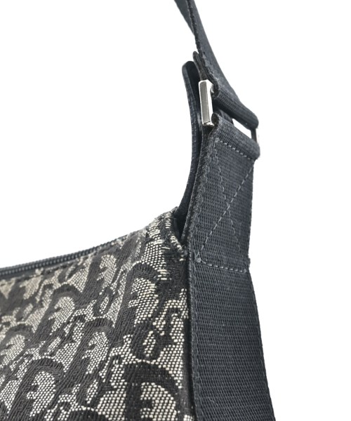 Christian Dior（クリスチャンディオール）ショルダーバッグ 黒 サイズ:- レディース/2200693773184