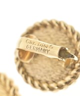 Christian Dior（クリスチャンディオール）ピアス・イヤリング 白 サイズ:- レディース/2200706237030
