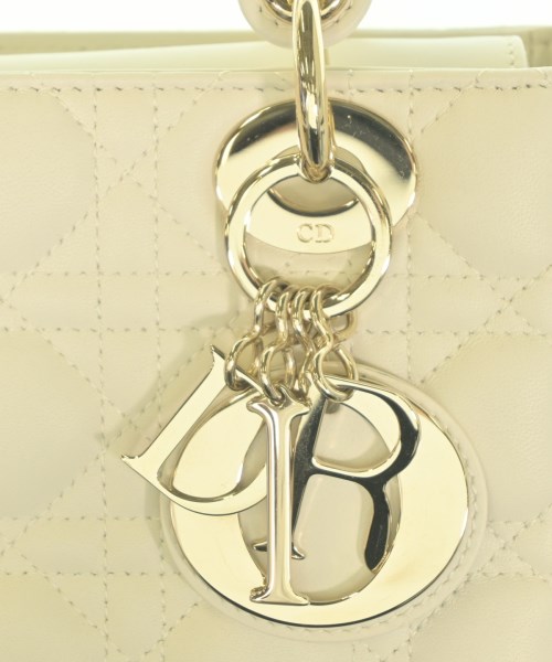 Christian Dior（クリスチャンディオール）ショルダーバッグ 白 サイズ:- レディース/2200663860012