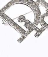 Christian Dior（クリスチャンディオール）ブローチ・コサージュ シルバー サイズ:- レディース/2200685033012