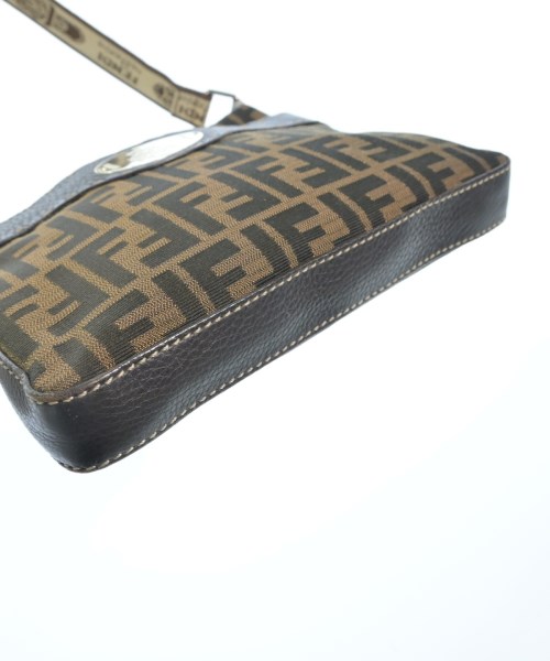 FENDI（フェンディ）ショルダーバッグ 茶 サイズ:- レディース/2200634870538