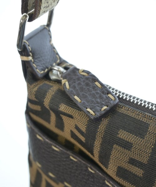 FENDI（フェンディ）ショルダーバッグ 茶 サイズ:- レディース/2200634870538