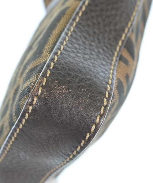 FENDI（フェンディ）ショルダーバッグ 茶 サイズ:- レディース/2200634870538