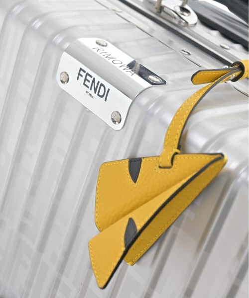 FENDI（フェンディ）キャリーケース・スーツケース シルバー サイズ:33L レディース/2200639525358